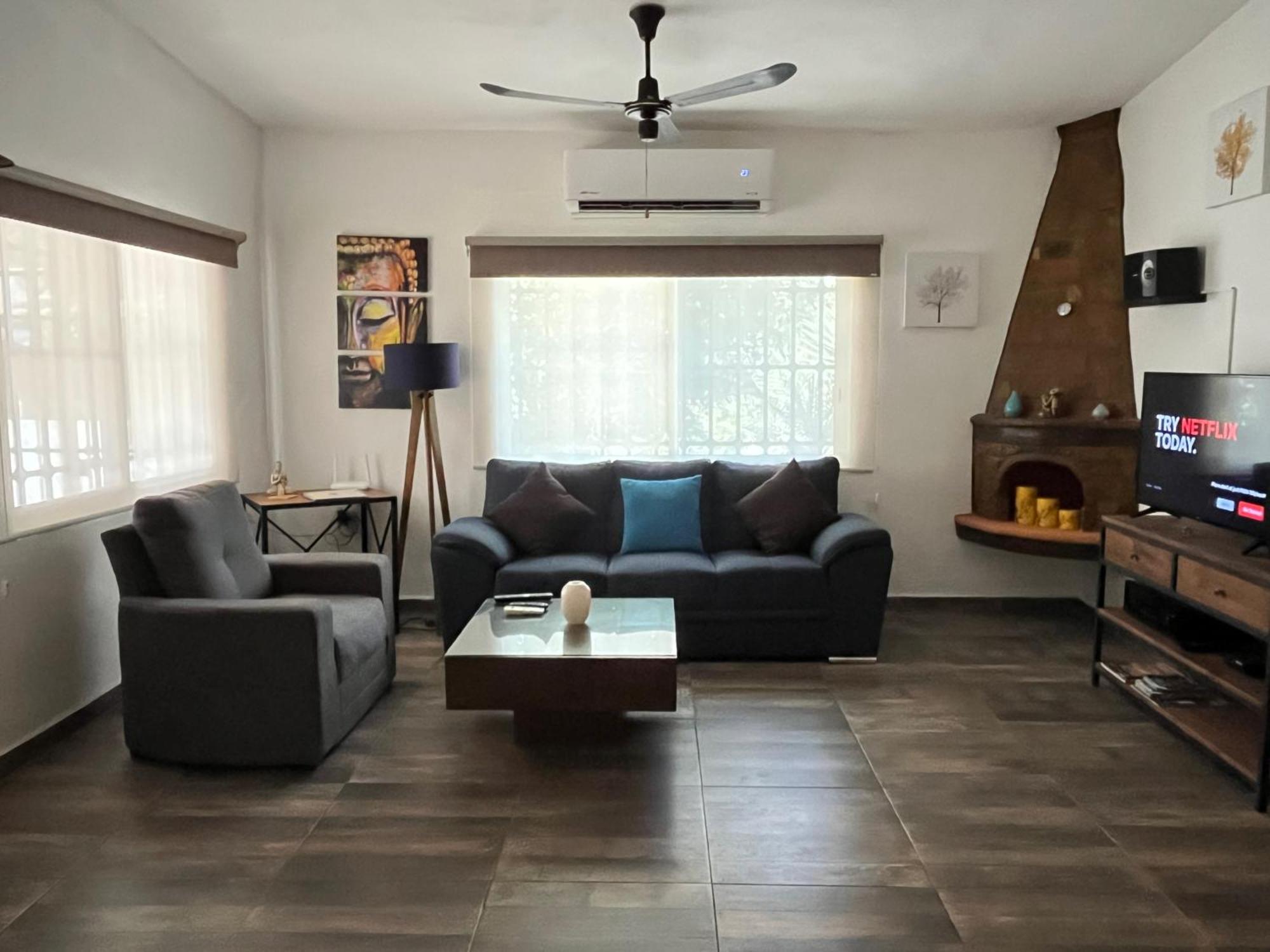 Villa Palmier -Quiet Cosy Air Conditioned Terrace بويرتو فالارتا المظهر الخارجي الصورة