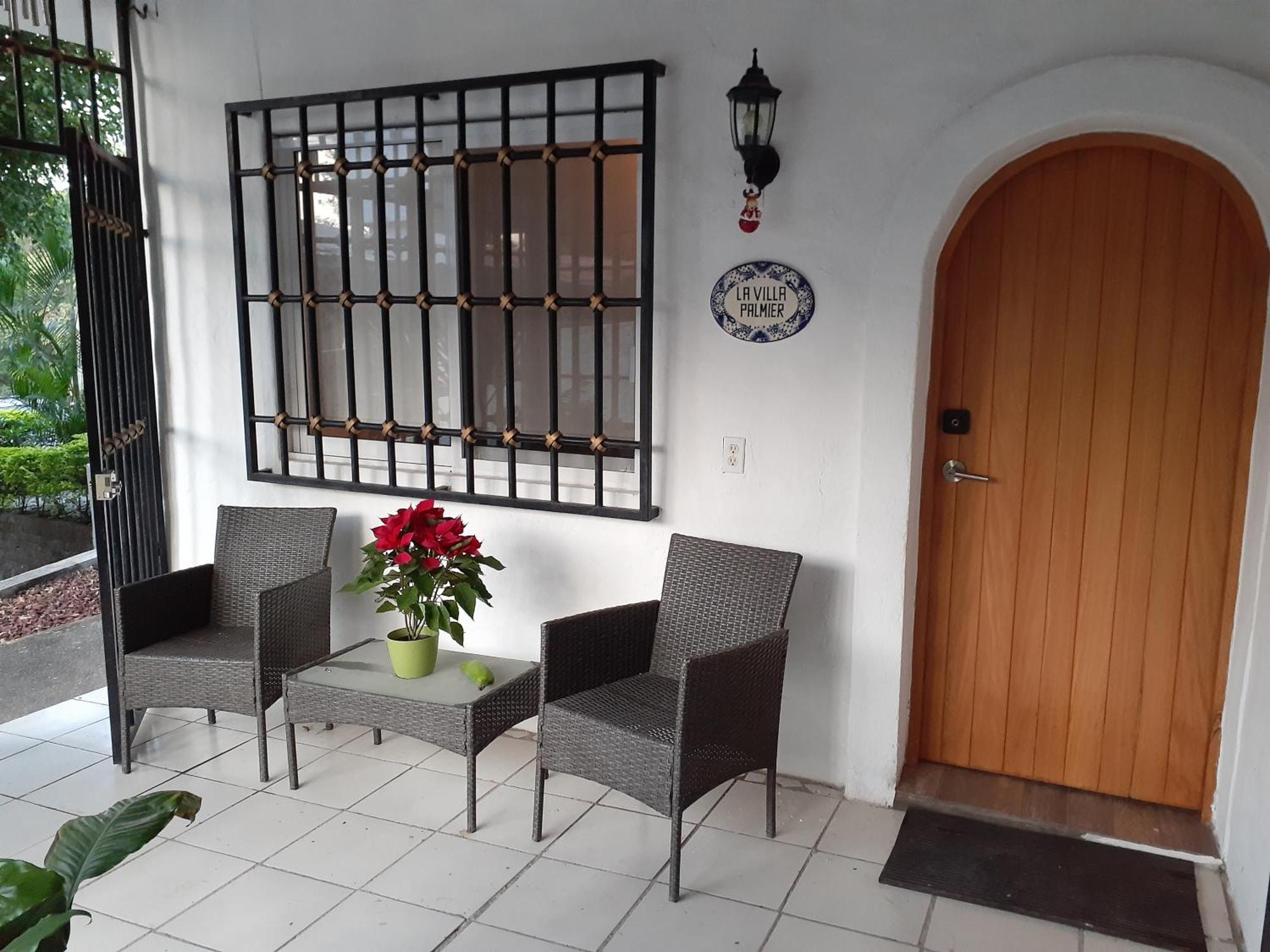 Villa Palmier -Quiet Cosy Air Conditioned Terrace بويرتو فالارتا المظهر الخارجي الصورة